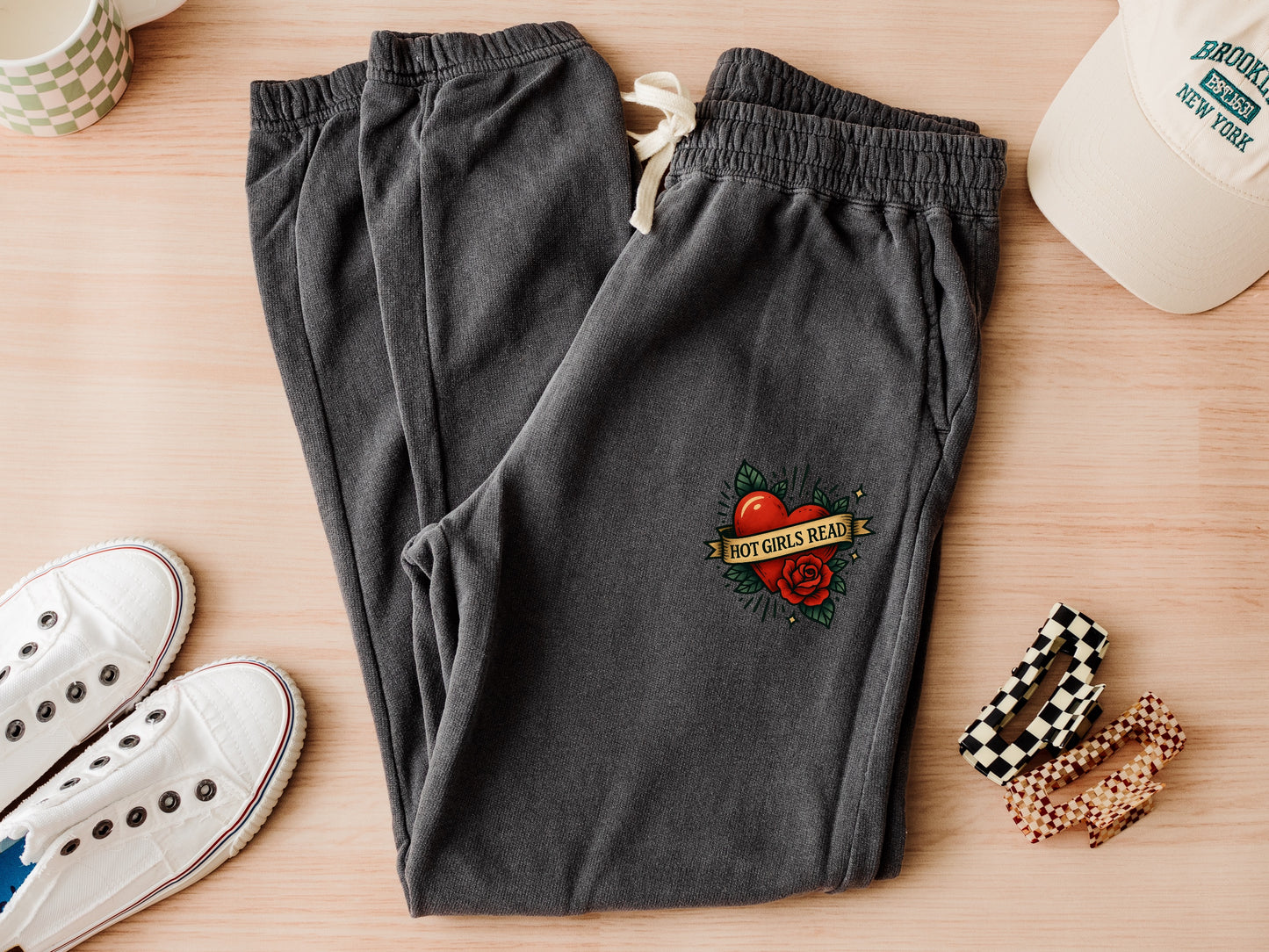 Hot Girls Read Sweatpants for Comfortable Days, Unisex Lounge Pants, Casual Wear, Gift for Her or Him, Relaxing Home Fashion